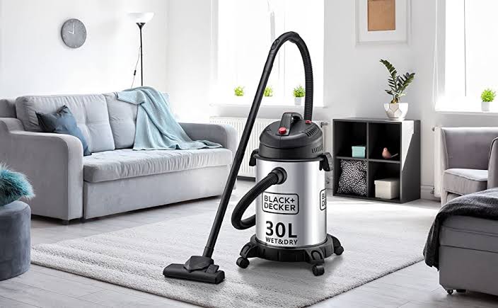 BLACK+DECKER 30L Wet & Dry Vacuum Cleaner – 1600W Heavy Duty Stainless Steel Vacuum with Blower