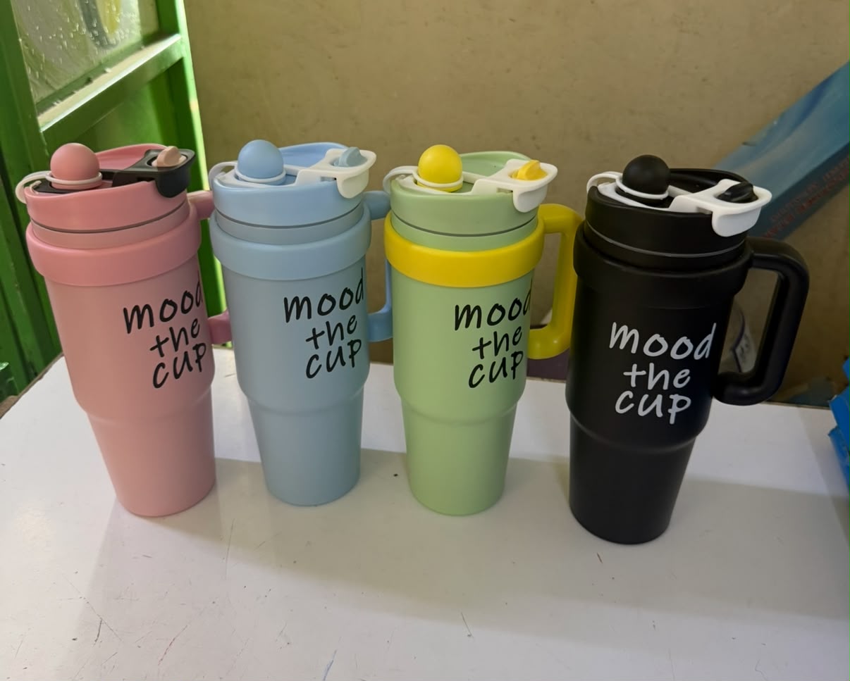 Mood Thermal Travel Mug with Handle & Straw – Insulated Tumbler (1200ml)